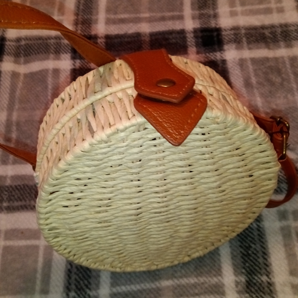 🆕 Round Woven Straw Crossbody Purse Shoulder Bag Vacation Summer Bag